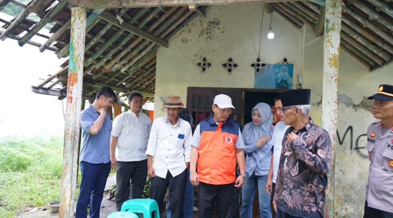 Prioritaskan Keselamatan Warganya, Camat Petir Shinta Relokasi Jamsinah