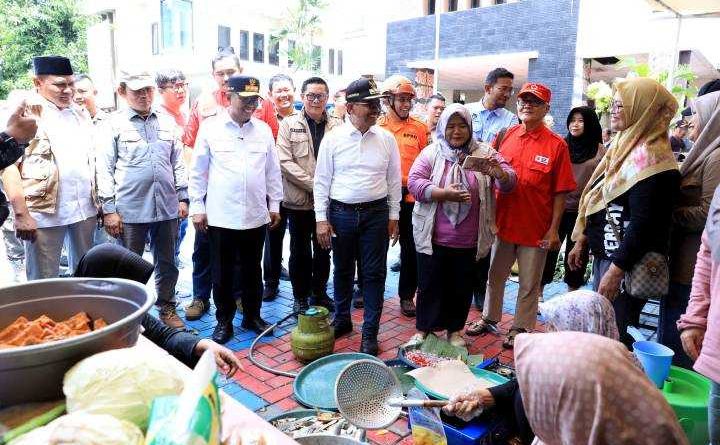 Gubernur Banten Apresiasi Layanan Pengungsi Banjir di Kota Tangerang