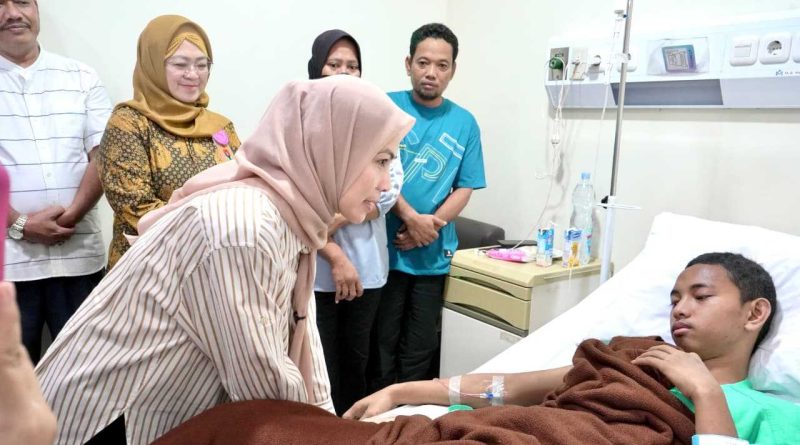 Bupati Serang Ratu Zakiyah Melayat  Korban Rumah Ambrol di Ciruas, Minta Pendataan Ulang RTH