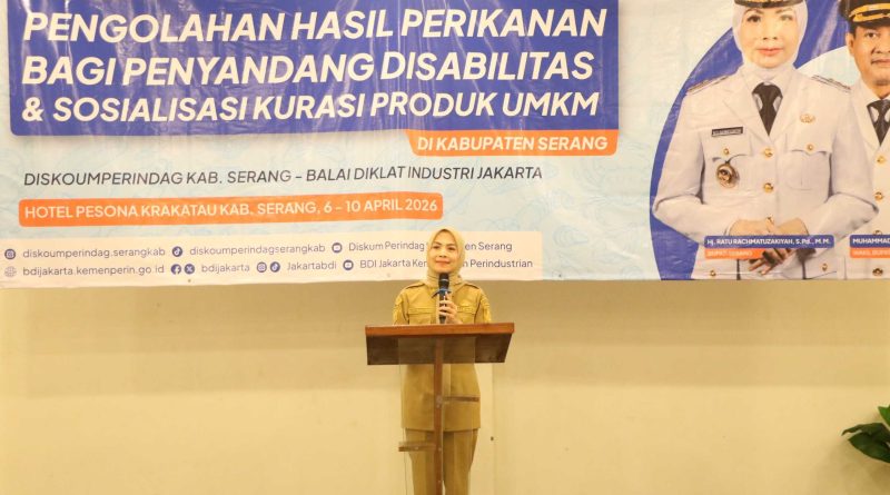 Tingkatkan SDM, Bupati Serang Ratu Zakiyah Beri Pelatihan Penyandang Disabilitas