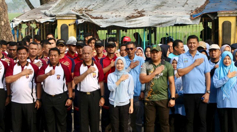 Corve Bareng Kapolda Banten, Bupati Serang Ajak Warga Peduli Lingkungan Bersihkan Sampah