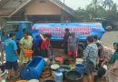 Tagana Lebak salurkan 5.000 liter air ke Warunggunung