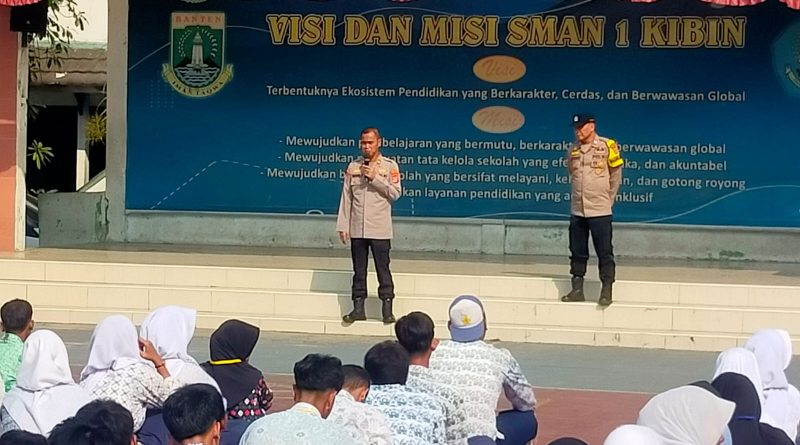 Dukung Karakter Generasi Muda, Polsek Cikande Gelar Program “Poldik” di SMAN 1 Kibin