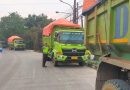 Bandel Parkir di Badan Jalan, Truk Tanah di Perbatasan Serang–Tangerang Ditertibkan Polsek Cikande