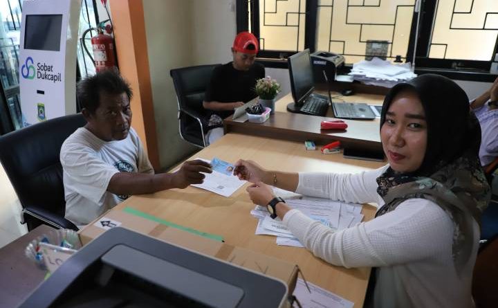 Disdukcapil Kota Tangerang Permudah Penggantian Foto KTP-el: Cukup Bawa KK dan KTP Lama