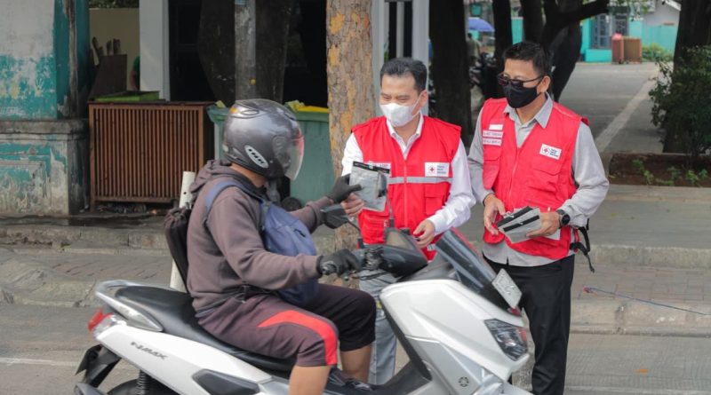 Tangsel Bagikan 14.000 Masker Gratis, Warga Diminta Waspadai Abu Vulkanik