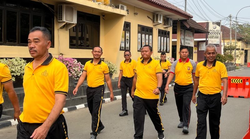 Jaga Kebugaran dan Kekompakan, Personel Polres Serang Gelar Olahraga Bersama