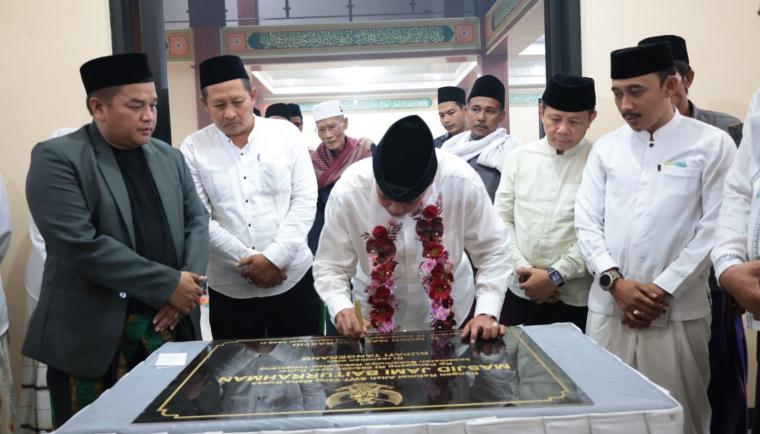 Bupati Tangerang Dorong Masjid Jadi Benteng Moral dan Spiritual Generasi Muda