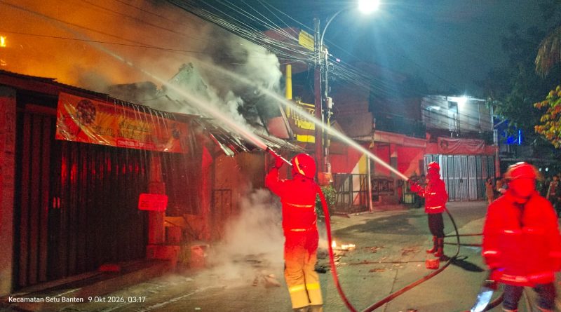 Rumah Tinggal di Vila Pamulang Terbakar, Diduga Akibat Konsleting Listrik Pompa Air